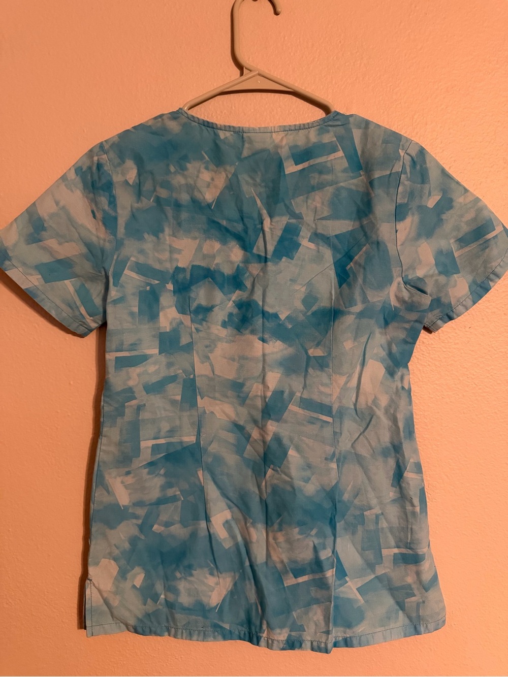 Disney Frozen Elsa Olaf V Neck Medical Scrub Top Uniform Womens Size XS Blue - Picture 3 of 3